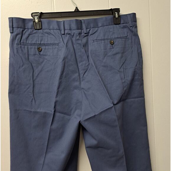Amazon Essentials Men's Classic Fit Wrinkle Resistant Chino Pants Indigo 40Wx32L - Picture 15 of 15